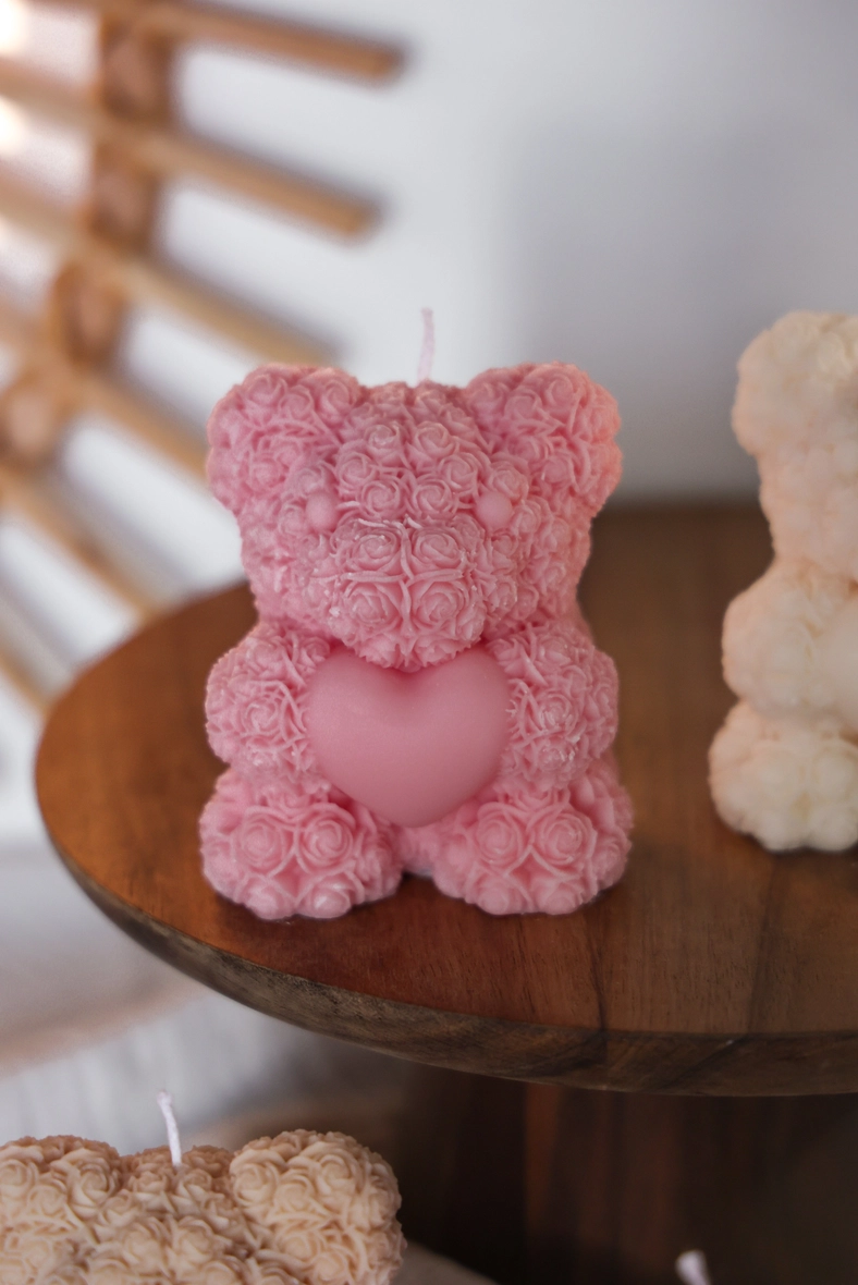 Rose Teddy with heart – nalle-sydänkynttilä, pinkki - Image 2